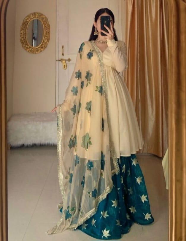 Chiffon Embroidered Gharara Set – 3 Piece Wear .