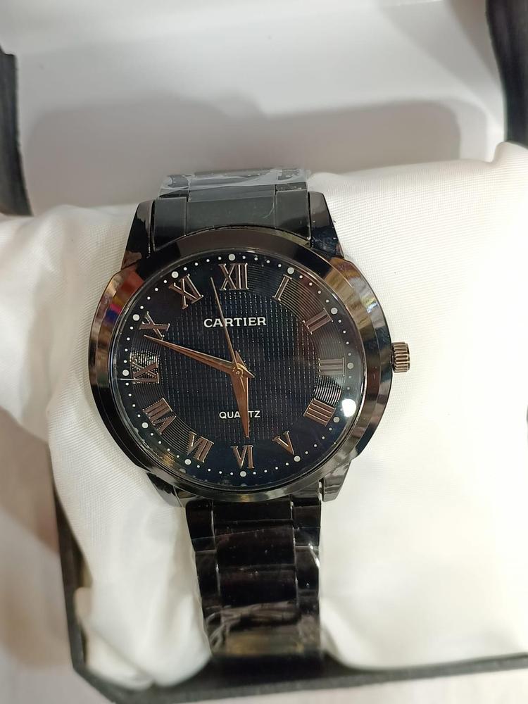 Men’s Stainless Steel Alloy Watch – Sleek Quartz Movement | Water-Resistant .